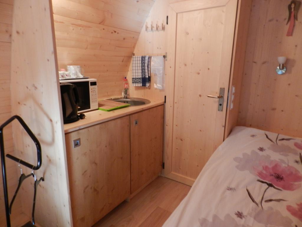 B&B Le Danica Dordives Eksteriør billede